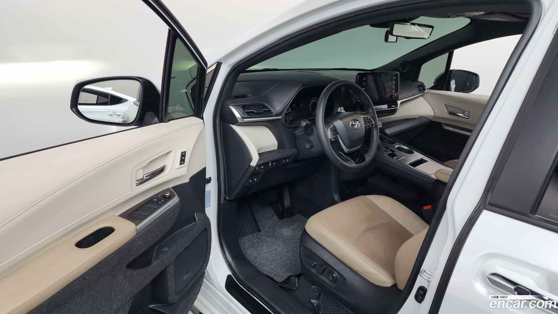 Sienna Toyota 2023.6-INNER-010