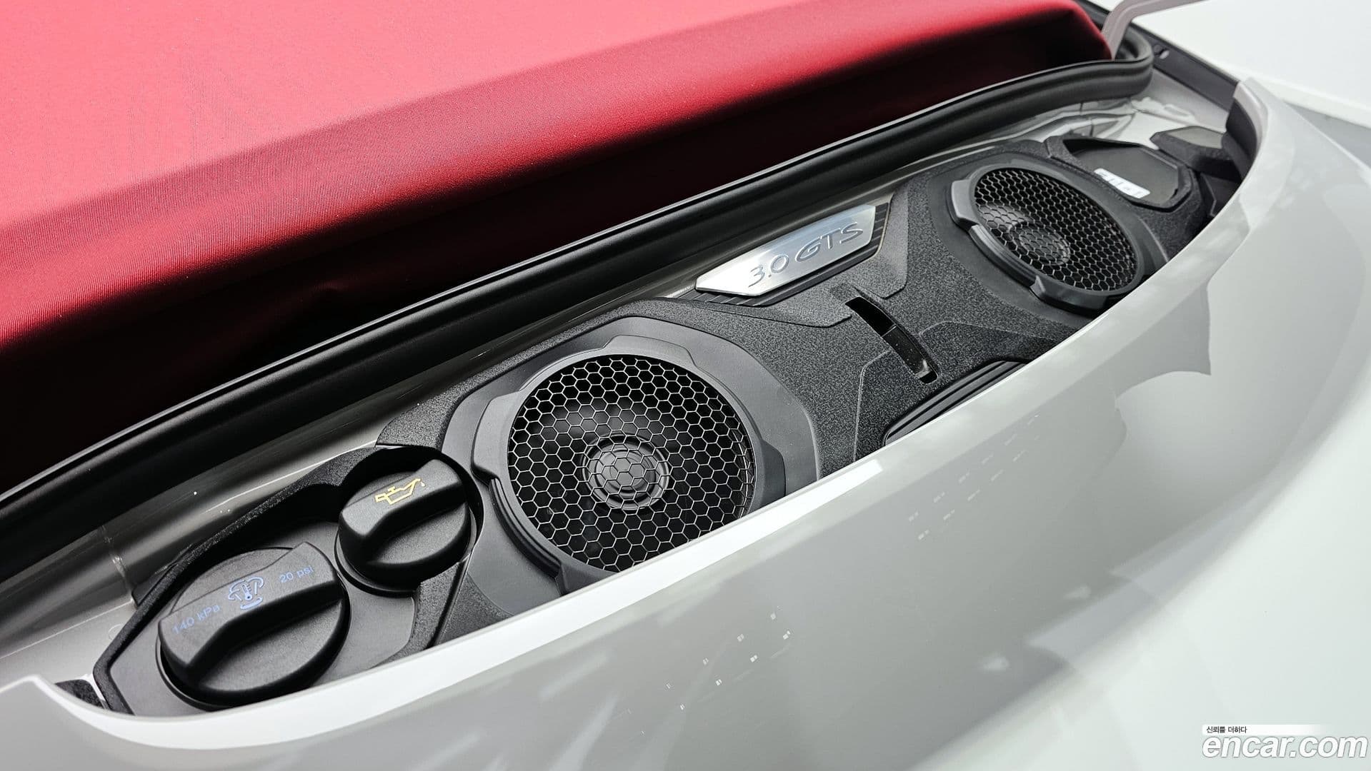 Main__Slider__Photo:911 Porsche 2023.6-5