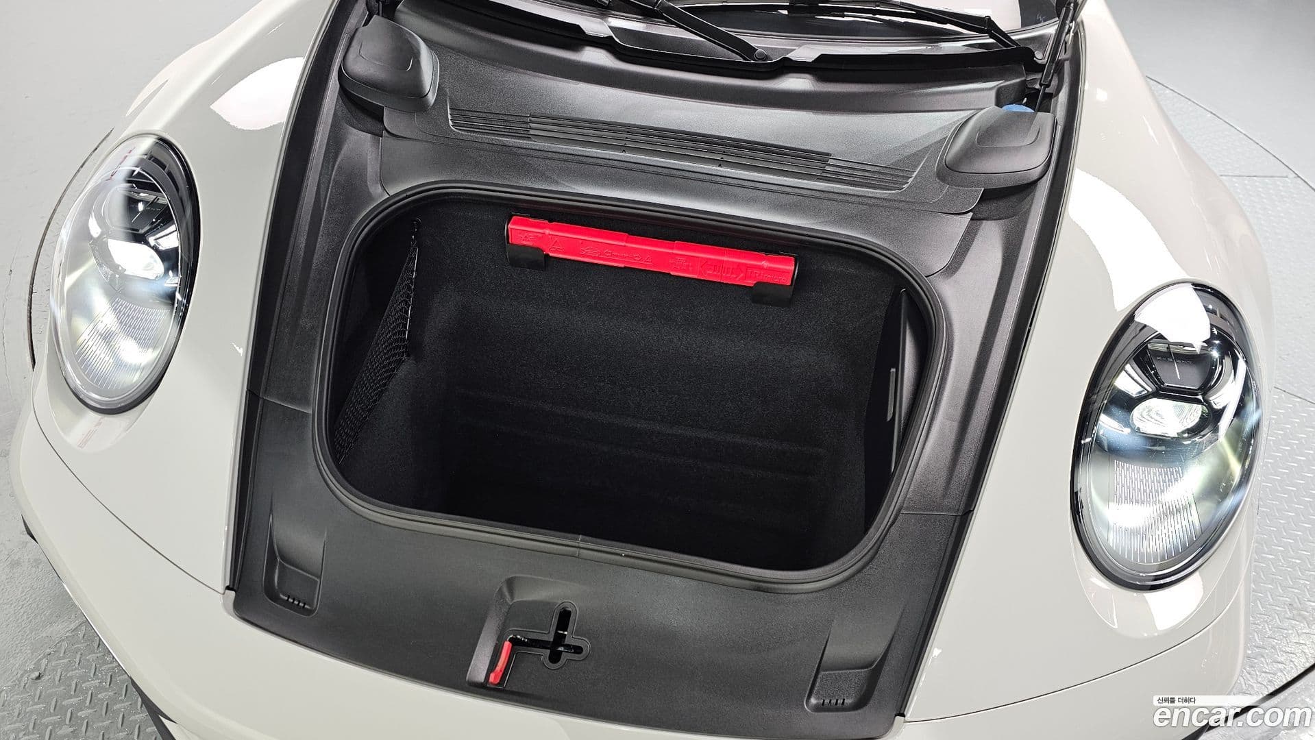 Main__Slider__Photo:911 Porsche 2023.6-19