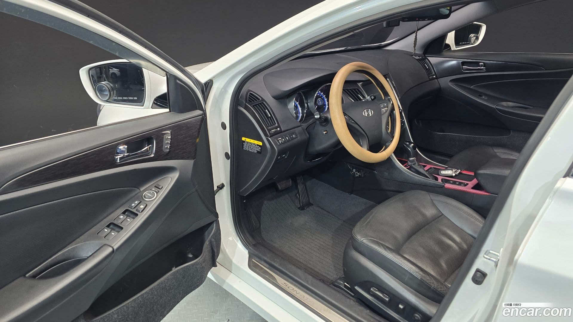 Main__Slider__Photo:Sonata Hyundai 2014.5-9