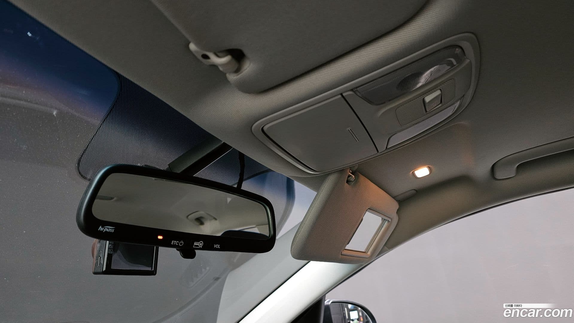 Main__Slider__Photo:K5 Kia 2018.6-16