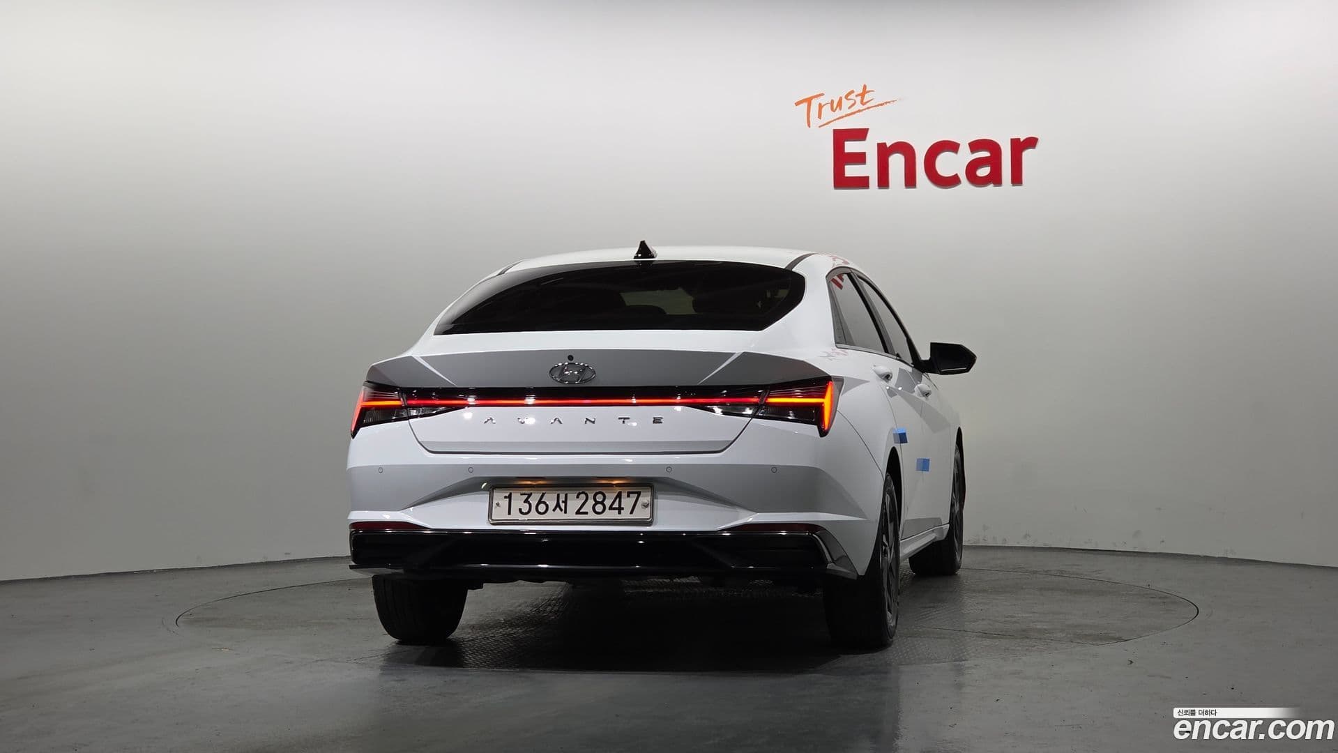 Main__Slider__Photo:AVANTE Hyundai 2021.8-3