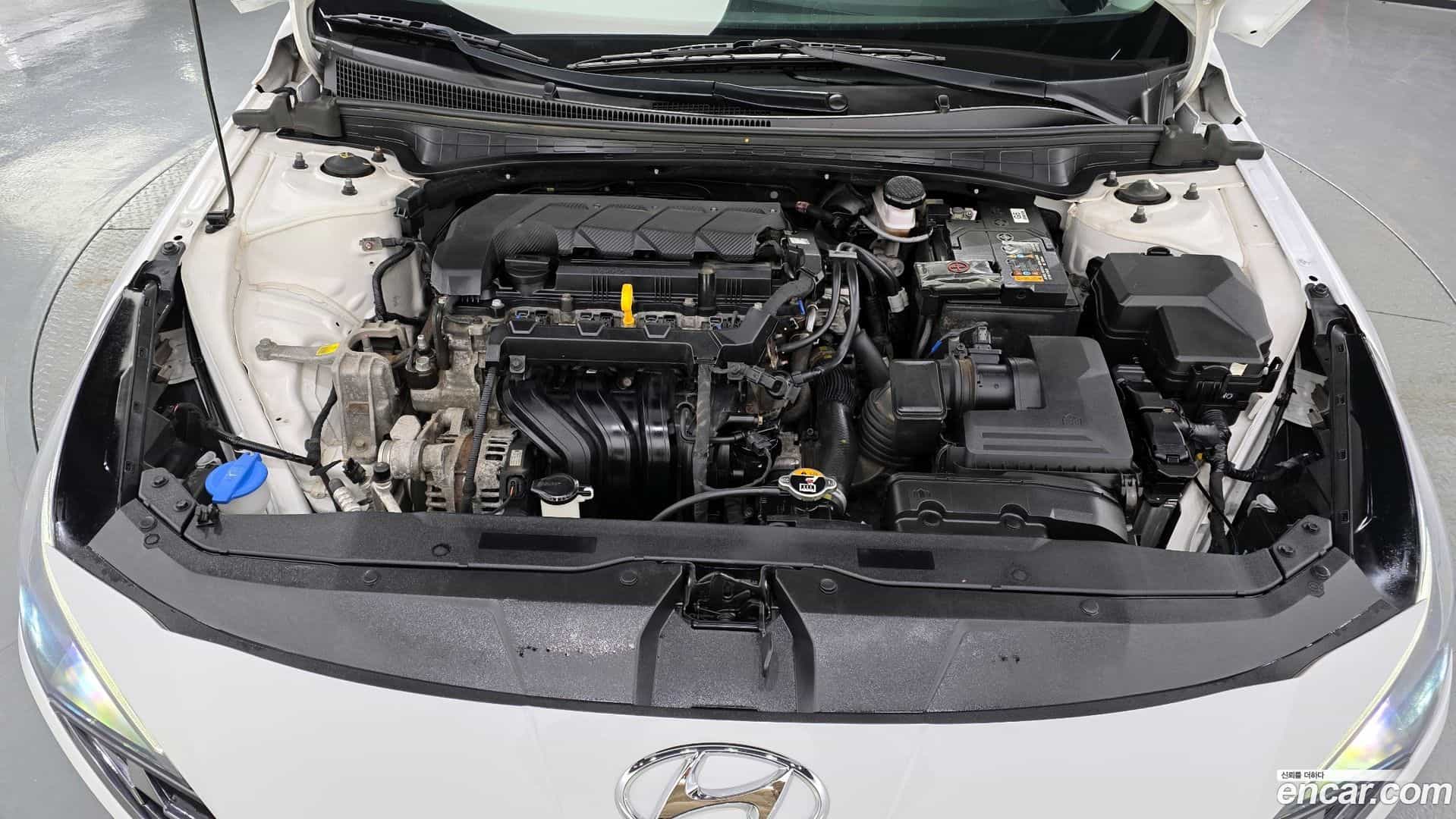 AVANTE Hyundai 2021.8-INNER-006