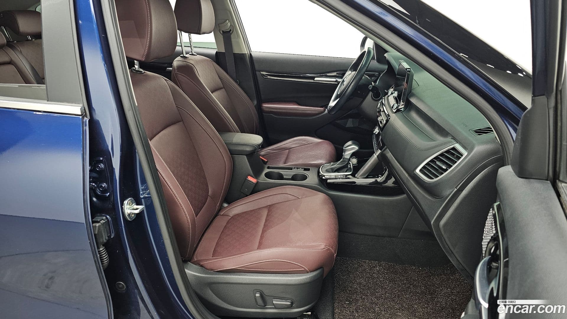 Main__Slider__Photo:Seltos Kia 2019.7-10