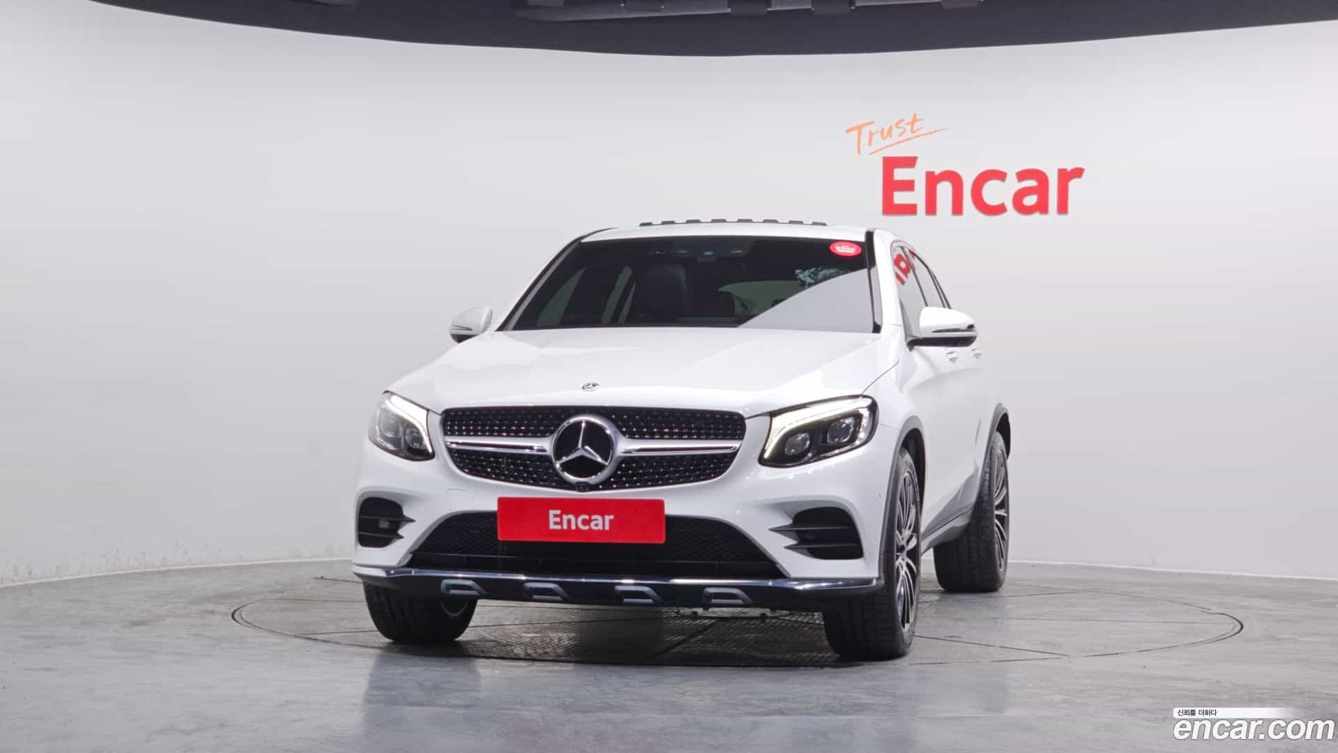 GLC-Class Mercedes-Benz 2019.7-OUTER-003