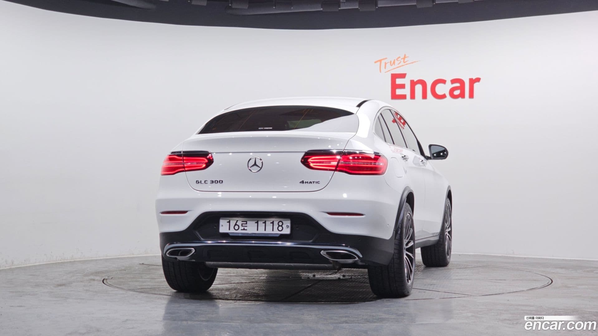 Main__Slider__Photo:GLC-Class Mercedes-Benz 2019.7-3