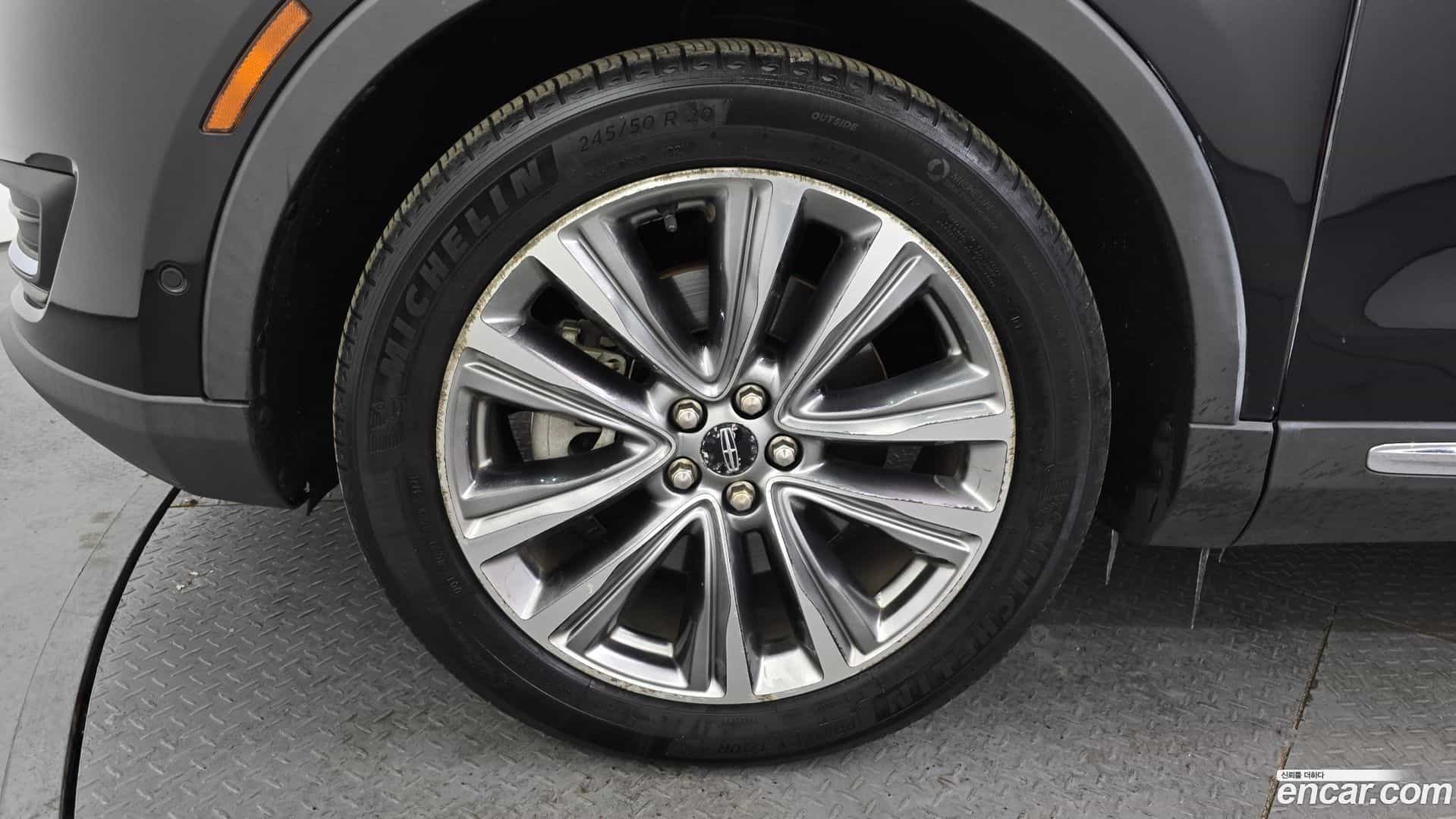 MKX Lincoln 2016.6-OUTER-005