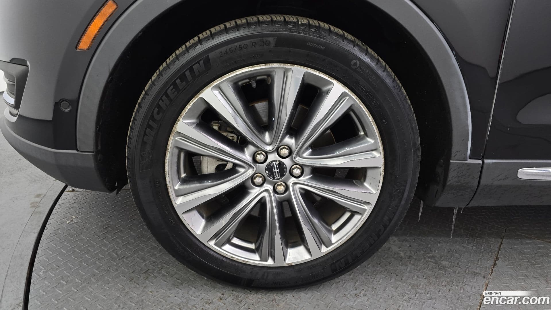 Main__Slider__Photo:MKX Lincoln 2016.6-4