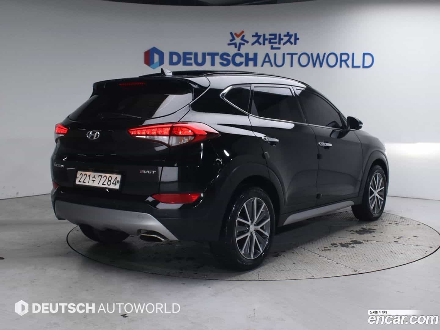 Tucson Hyundai 2017.2-OUTER-002