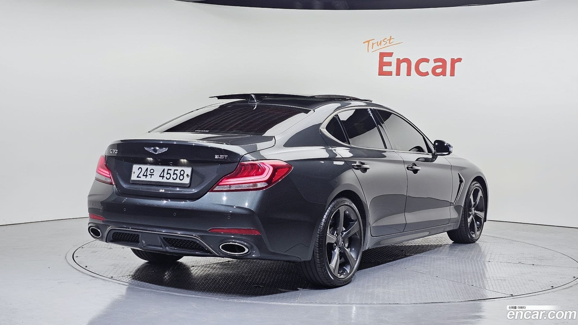 Main__Slider__Photo:G70 Genesis 2019.1-1