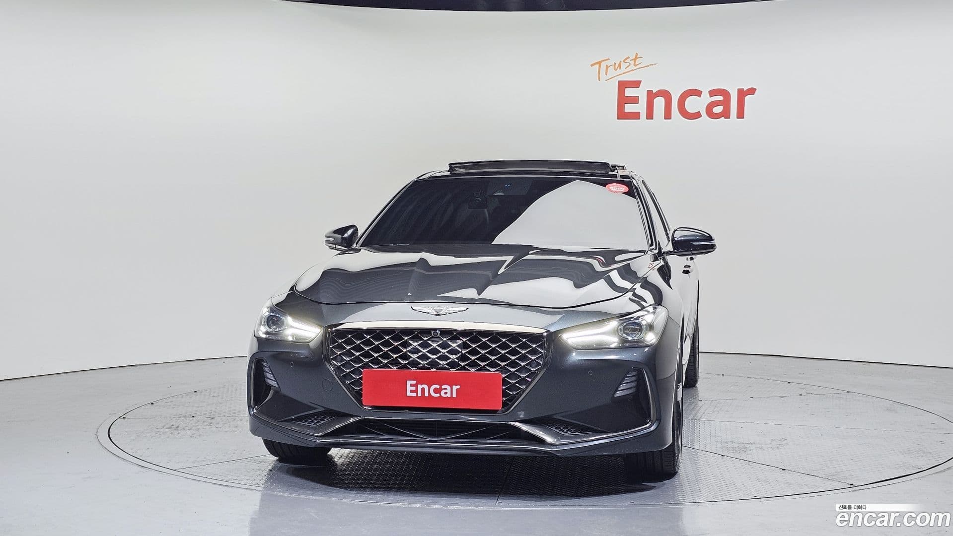 Main__Slider__Photo:G70 Genesis 2019.1-2