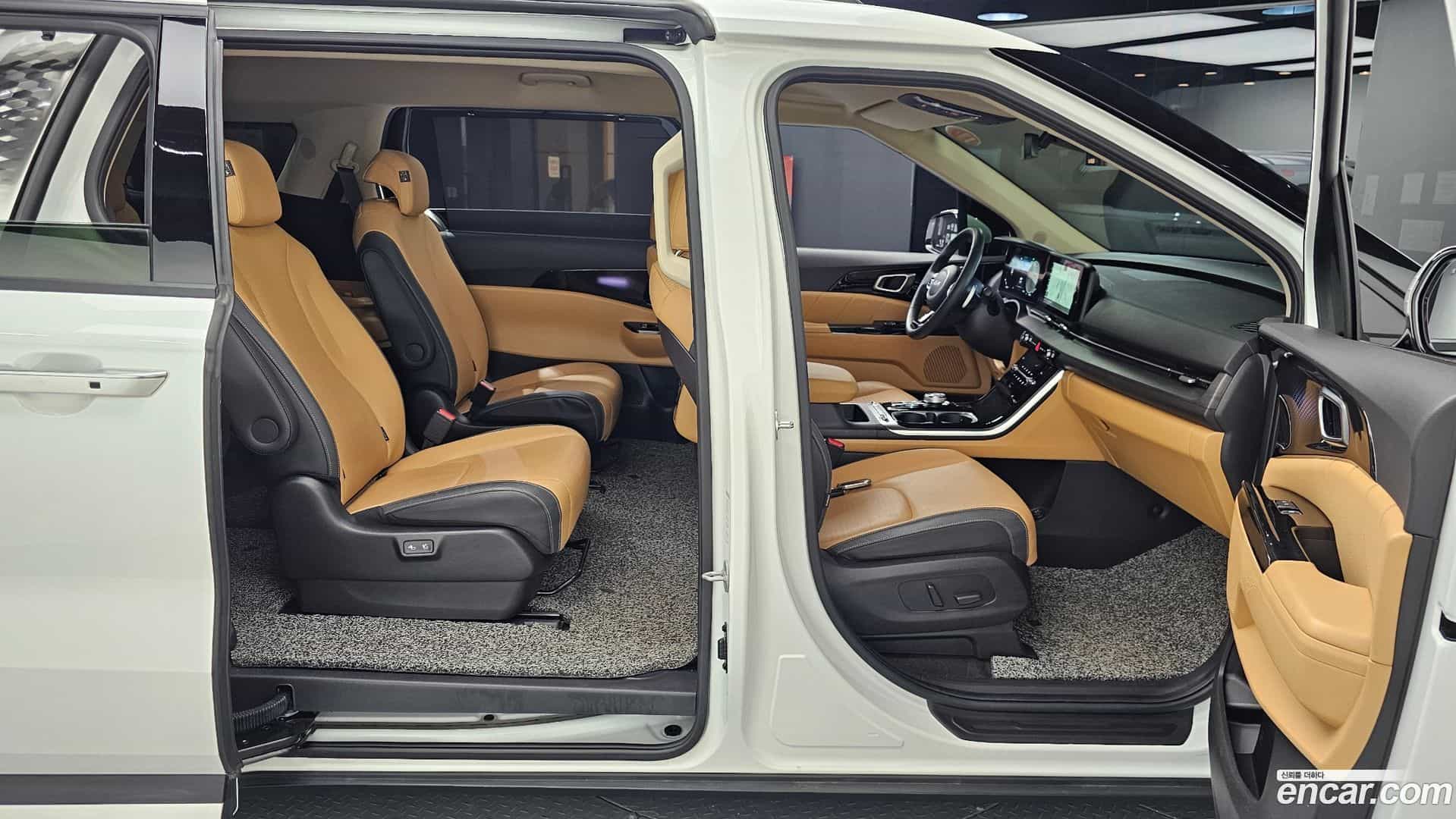 Canival Kia 2023.1-OPTION-016