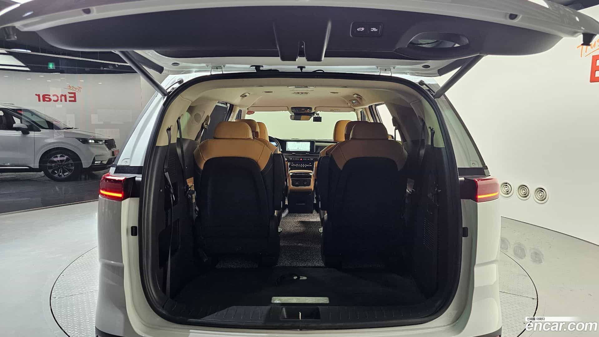 Canival Kia 2023.1-OPTION-024