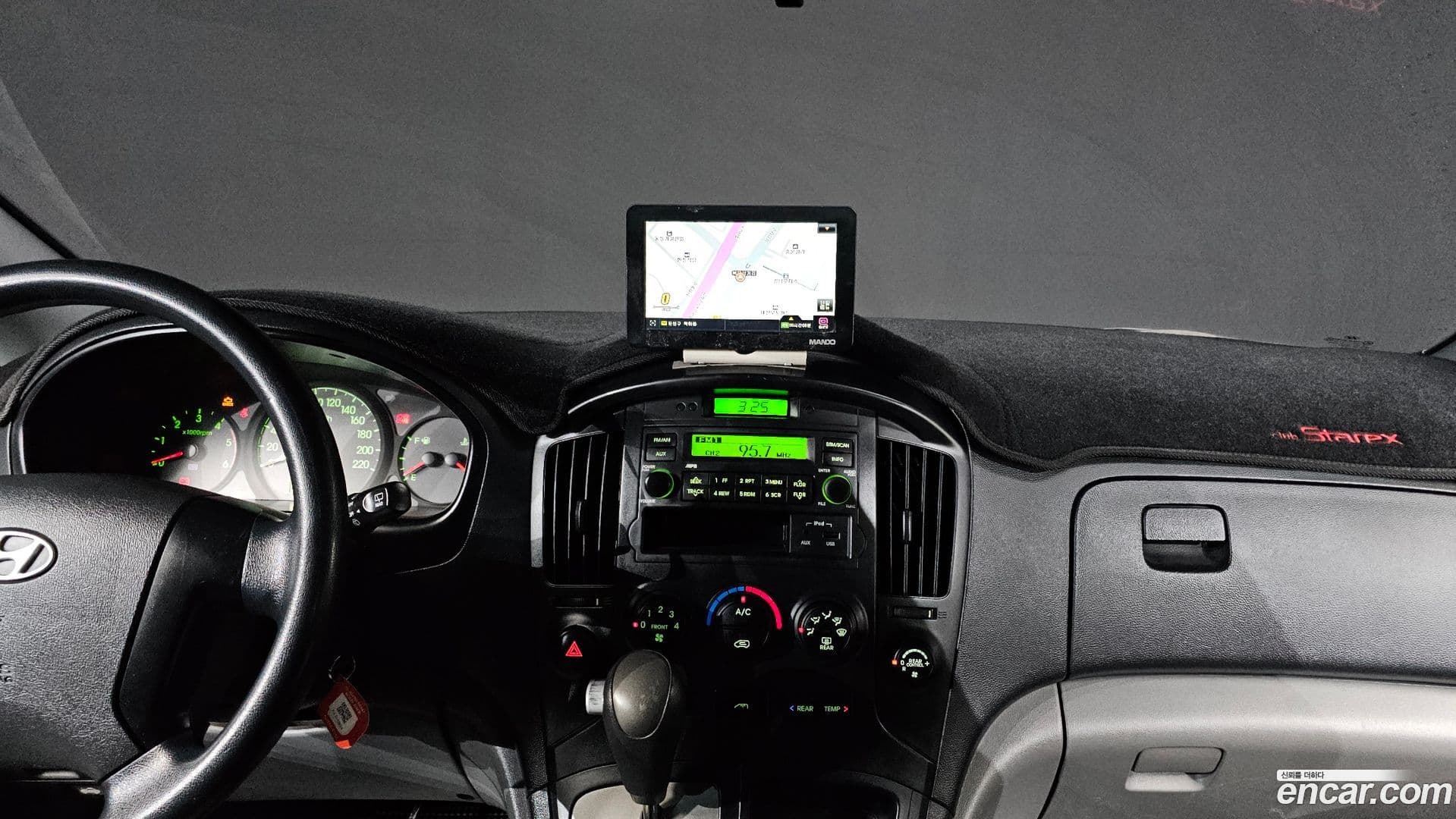 Main__Slider__Photo:Starex Hyundai 2011.0-15