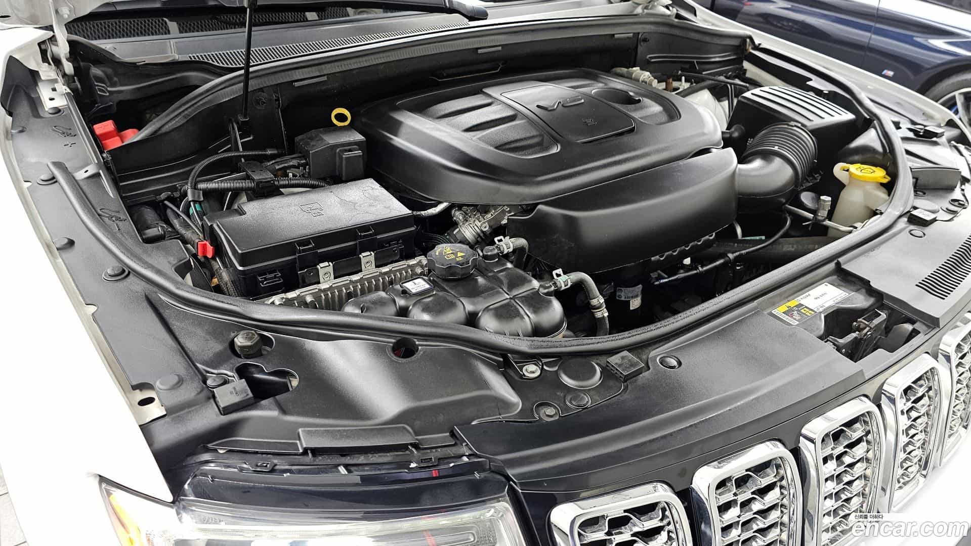 Cherokee Jeep 2020.3-INNER-006