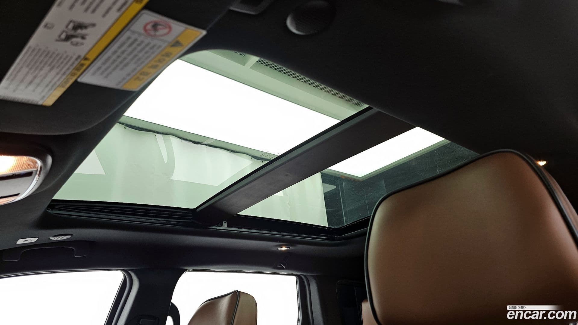 Main__Slider__Photo:Cherokee Jeep 2020.3-17