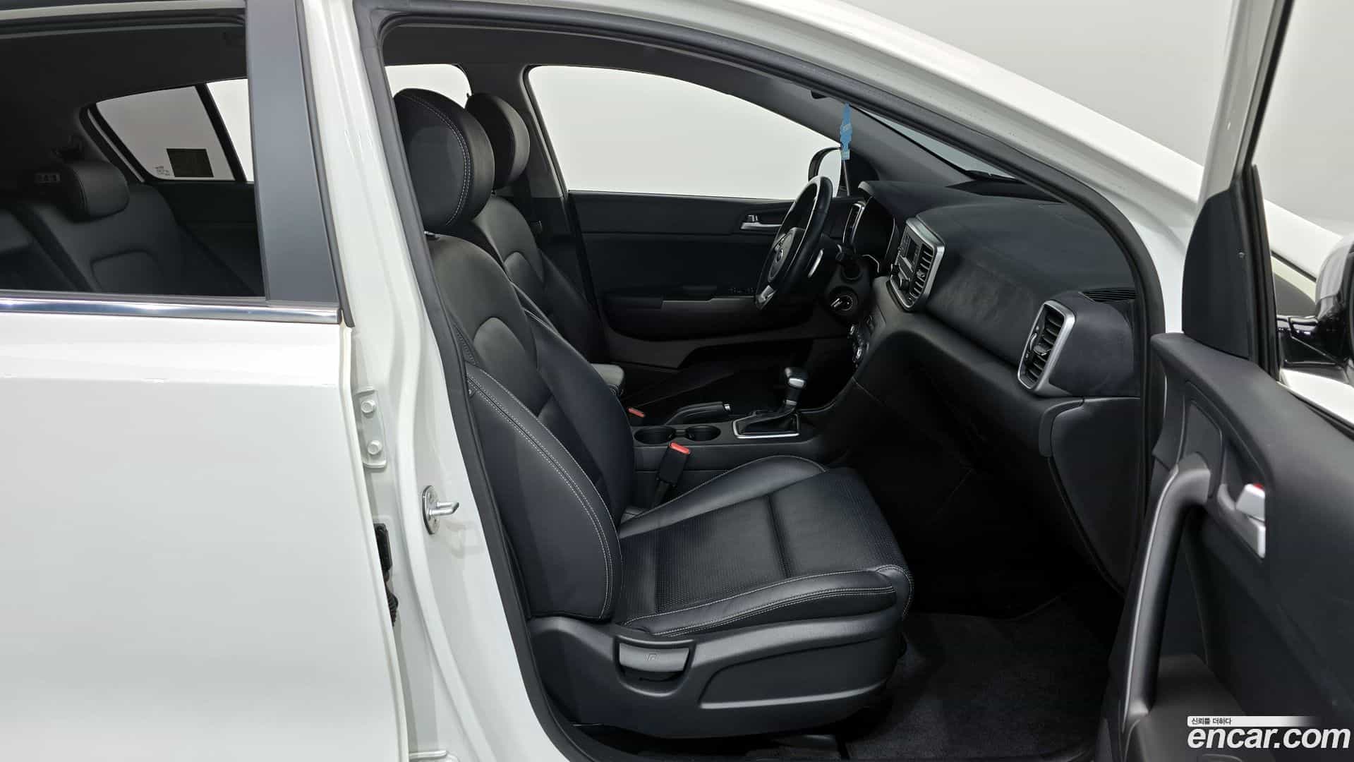 Sportage Kia 2018.8-OPTION-015