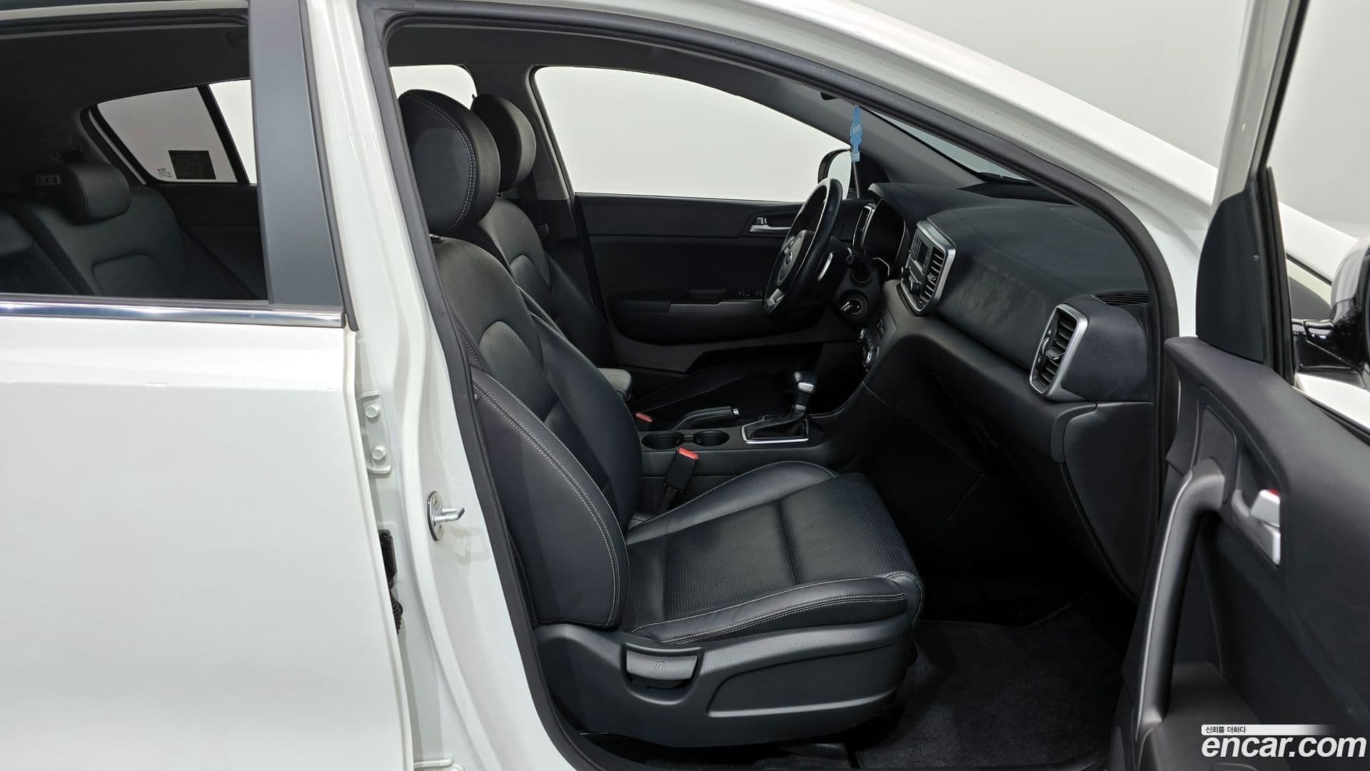 Main__Slider__Photo:Sportage Kia 2018.8-10