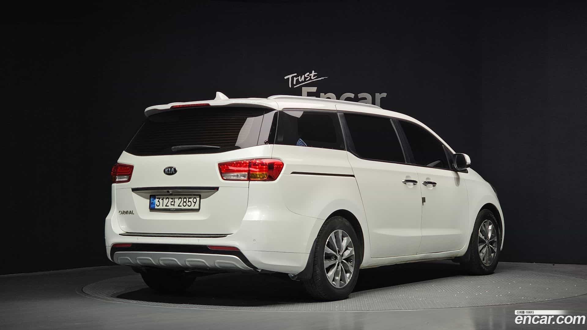 Canival Kia 2016.2-OUTER-002