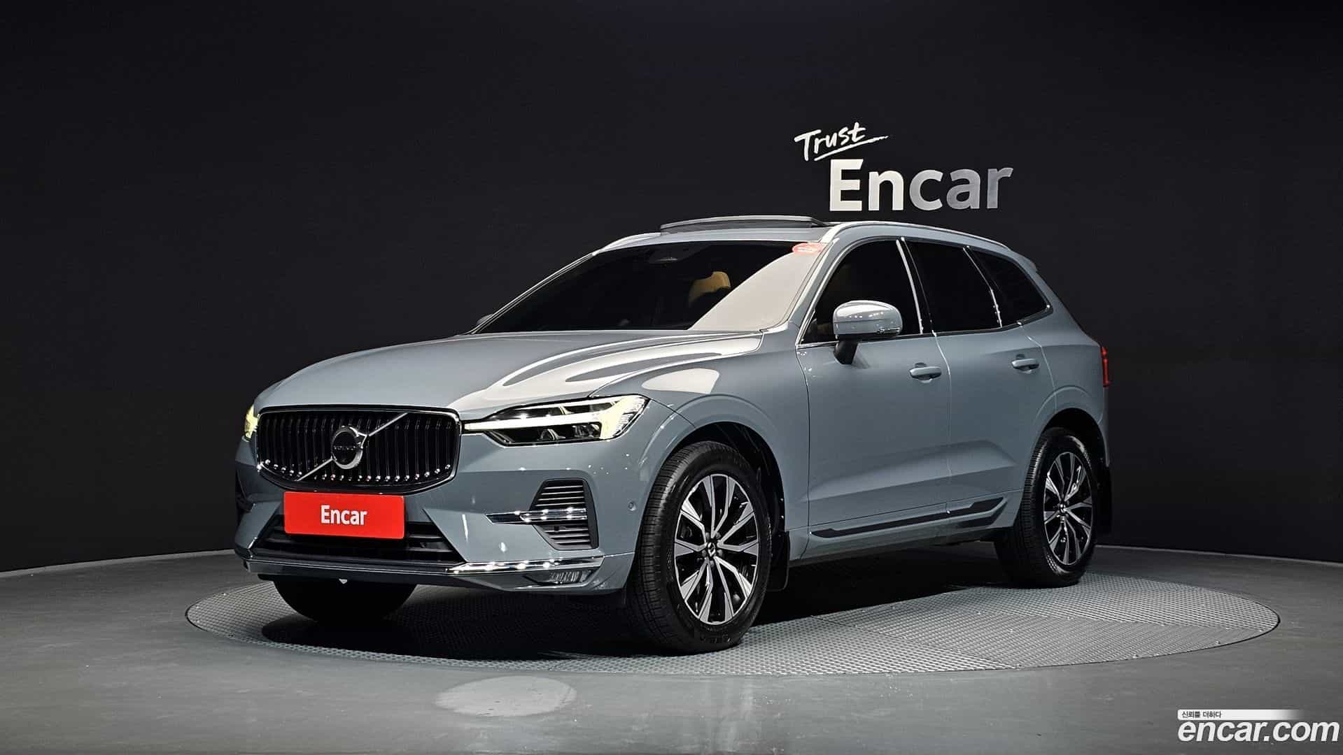 XC60 Volvo 2022.10-OUTER-001