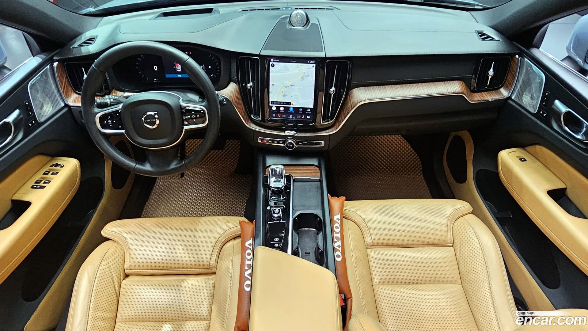 Main__Slider__Photo:XC60 Volvo 2022.10-6