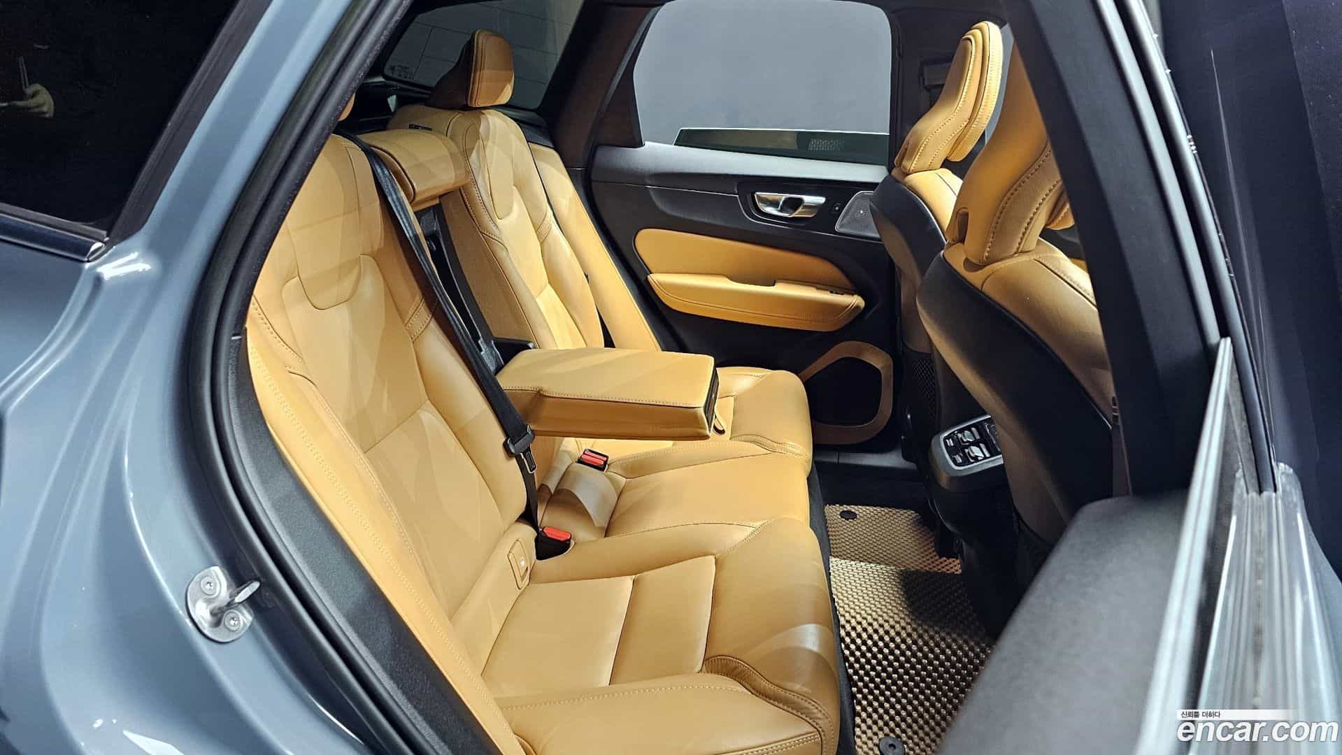 XC60 Volvo 2022.10-OPTION-016