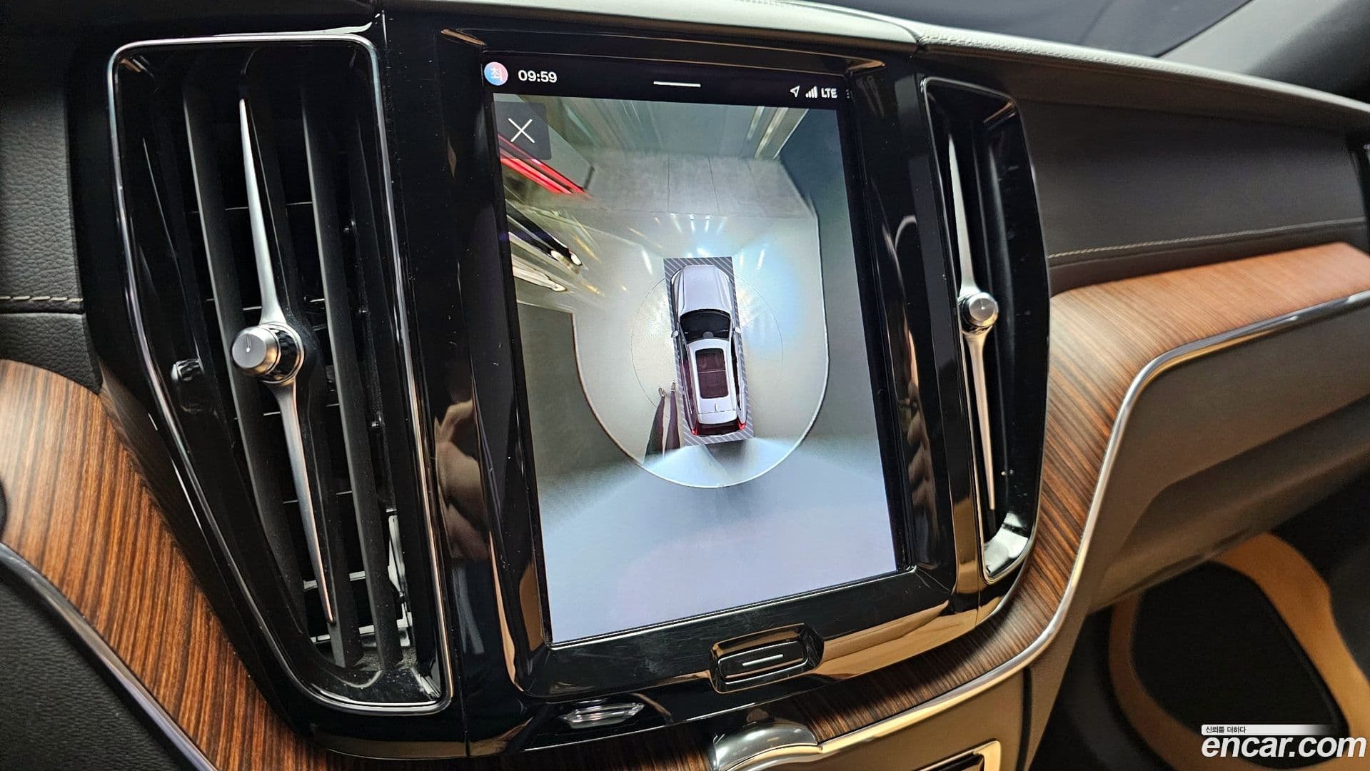 Main__Slider__Photo:XC60 Volvo 2022.10-13