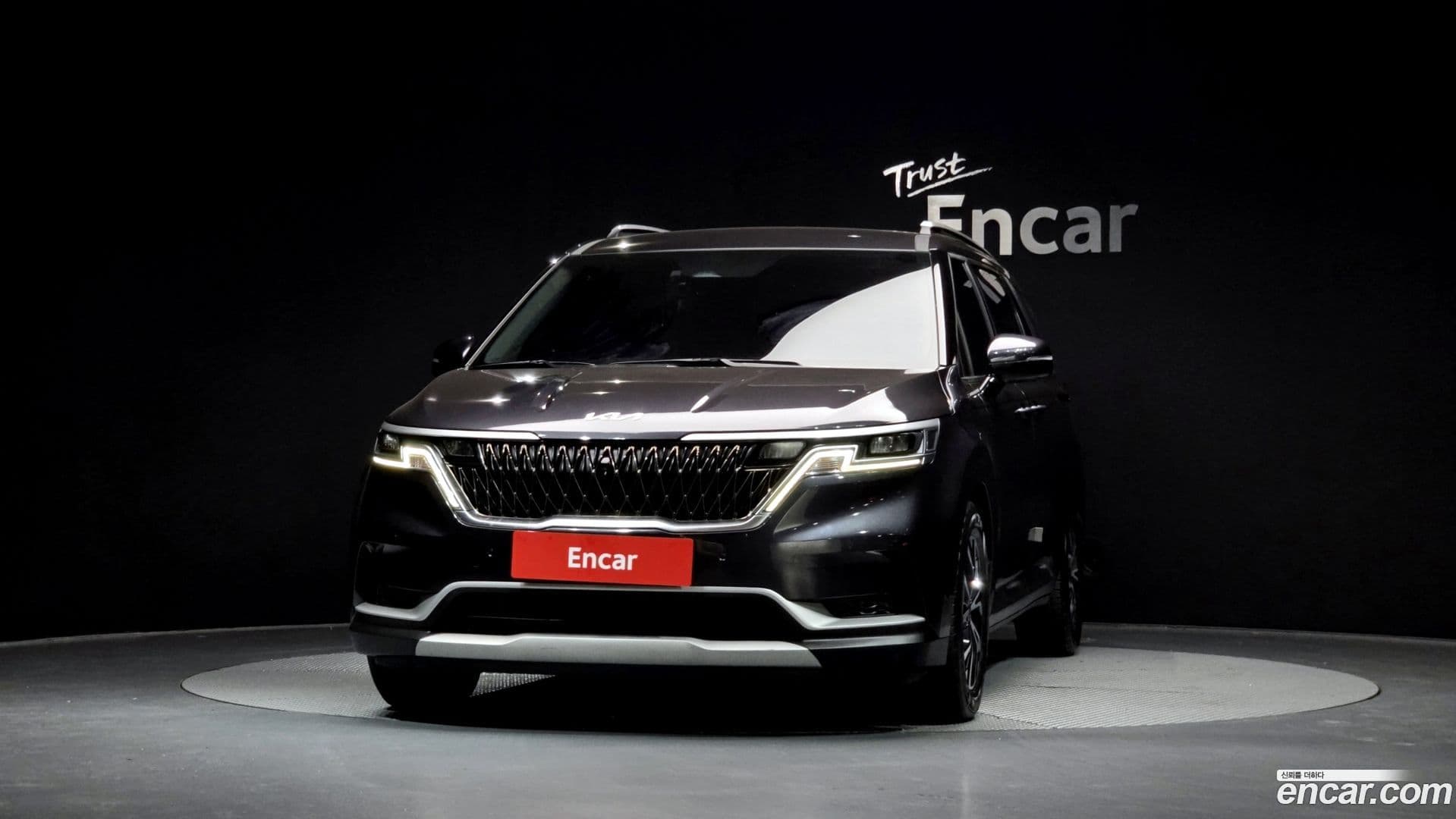 Main__Slider__Photo:Canival Kia 2021.4-2