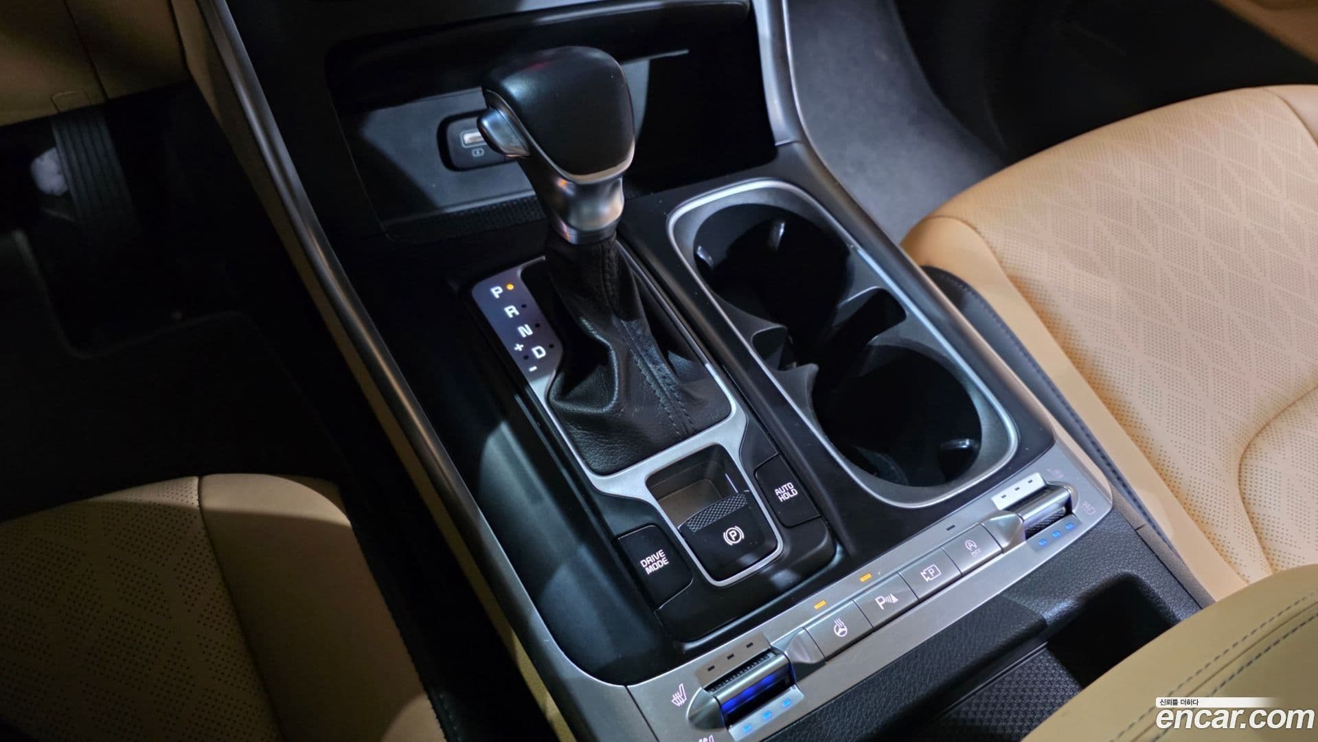 Main__Slider__Photo:Canival Kia 2021.4-8