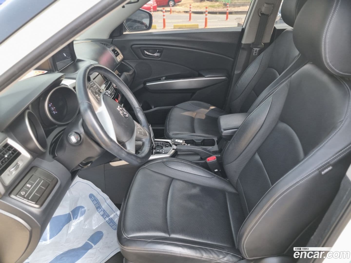 Main__Slider__Photo:TIBOLI KG_Mobility_Ssangyong 2015.4-9