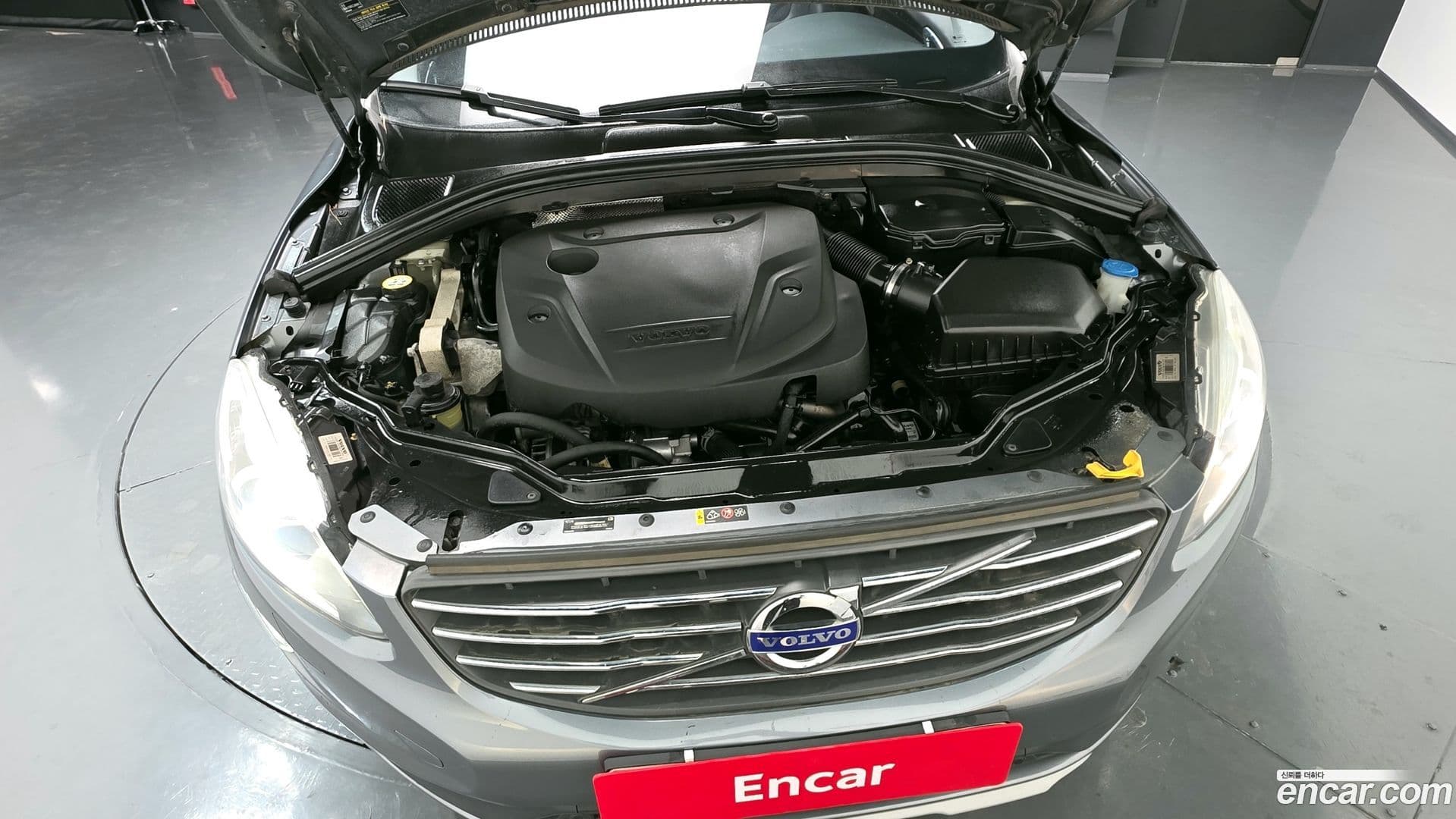 Main__Slider__Photo:XC60 Volvo 2017.2-5