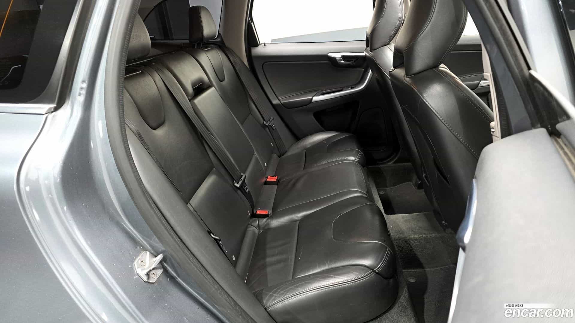 XC60 Volvo 2017.2-OPTION-016