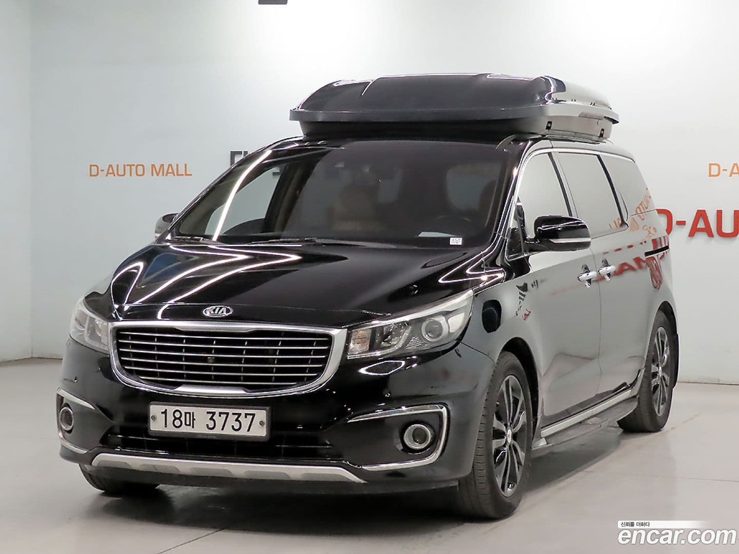 Main__Slider__Photo:Canival Kia 2015.9-0