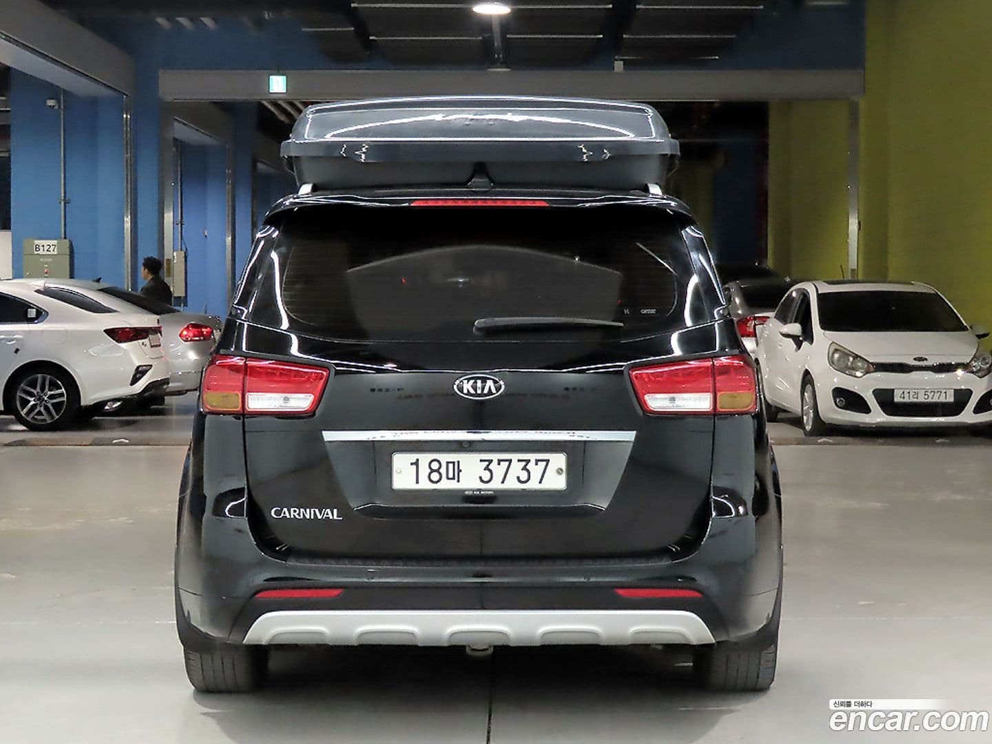 Main__Slider__Photo:Canival Kia 2015.9-2