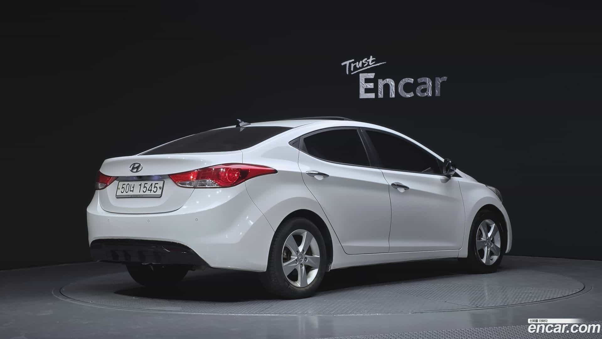 AVANTE Hyundai 2010.10-OUTER-002