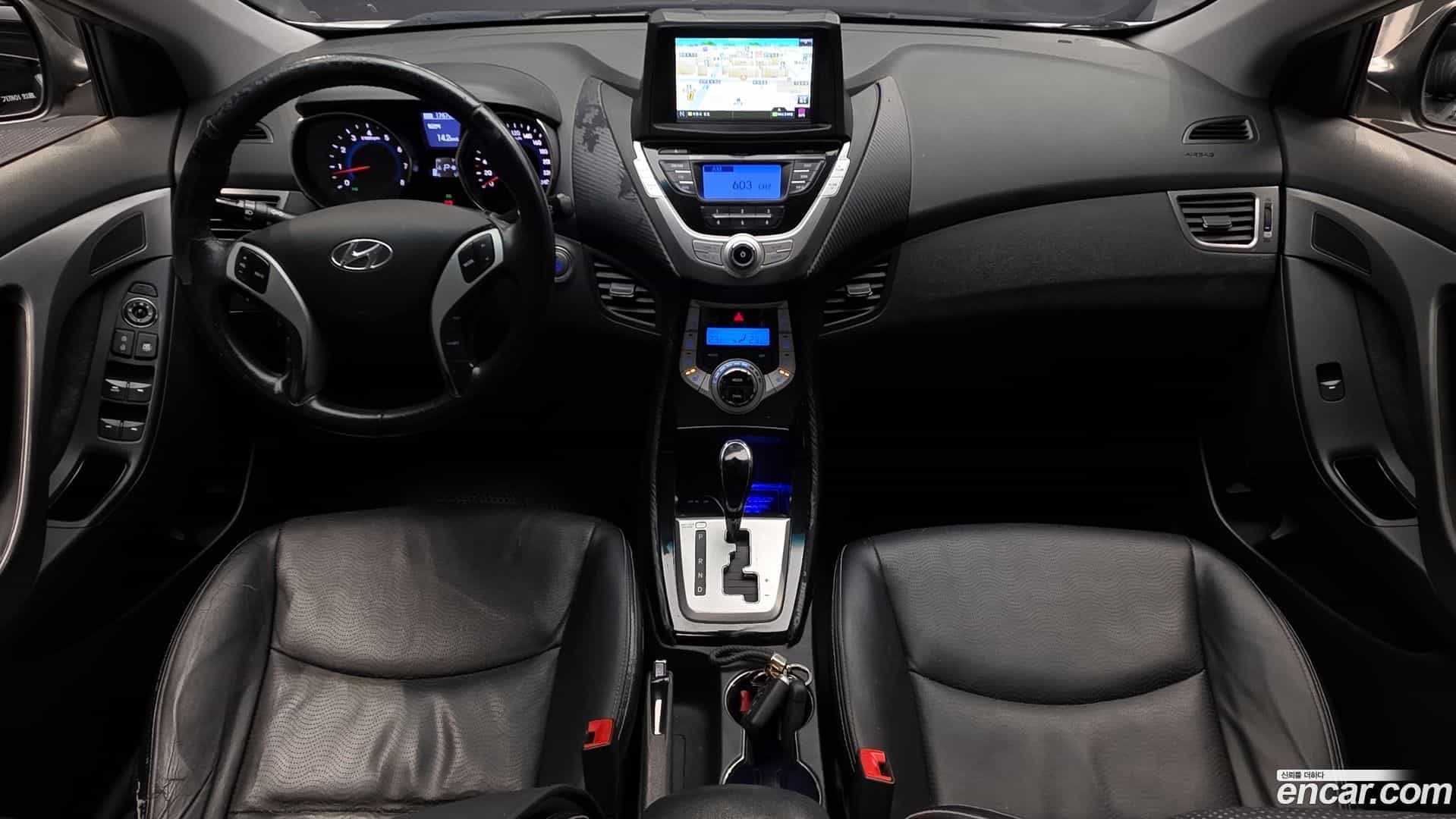 AVANTE Hyundai 2010.10-INNER-007