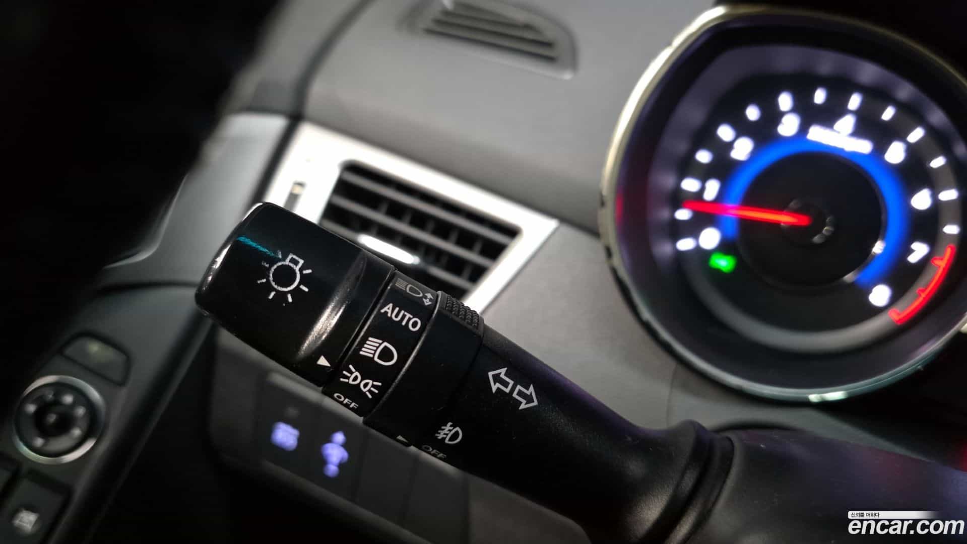 AVANTE Hyundai 2010.10-OPTION-020