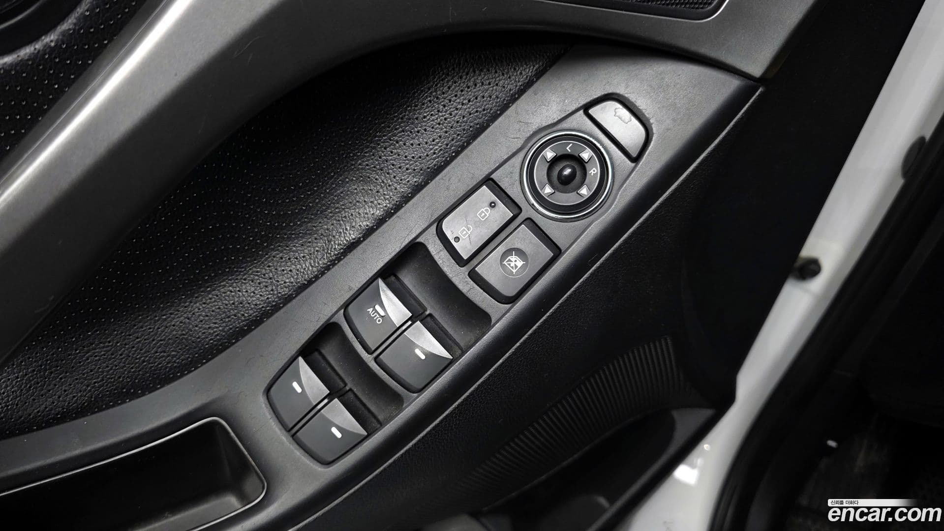 Main__Slider__Photo:AVANTE Hyundai 2010.10-16