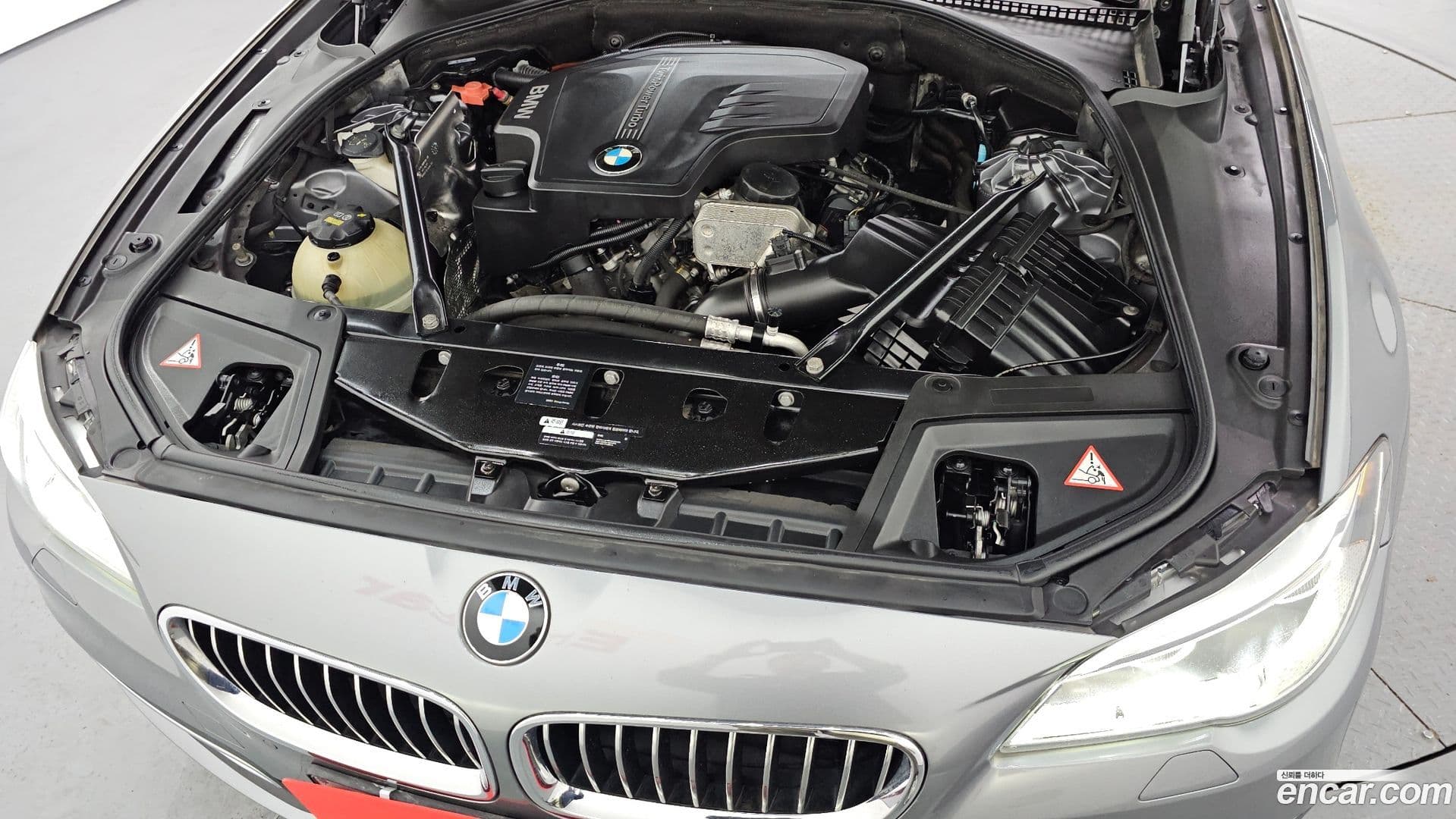 Main__Slider__Photo:5-Series BMW 2016.1-5