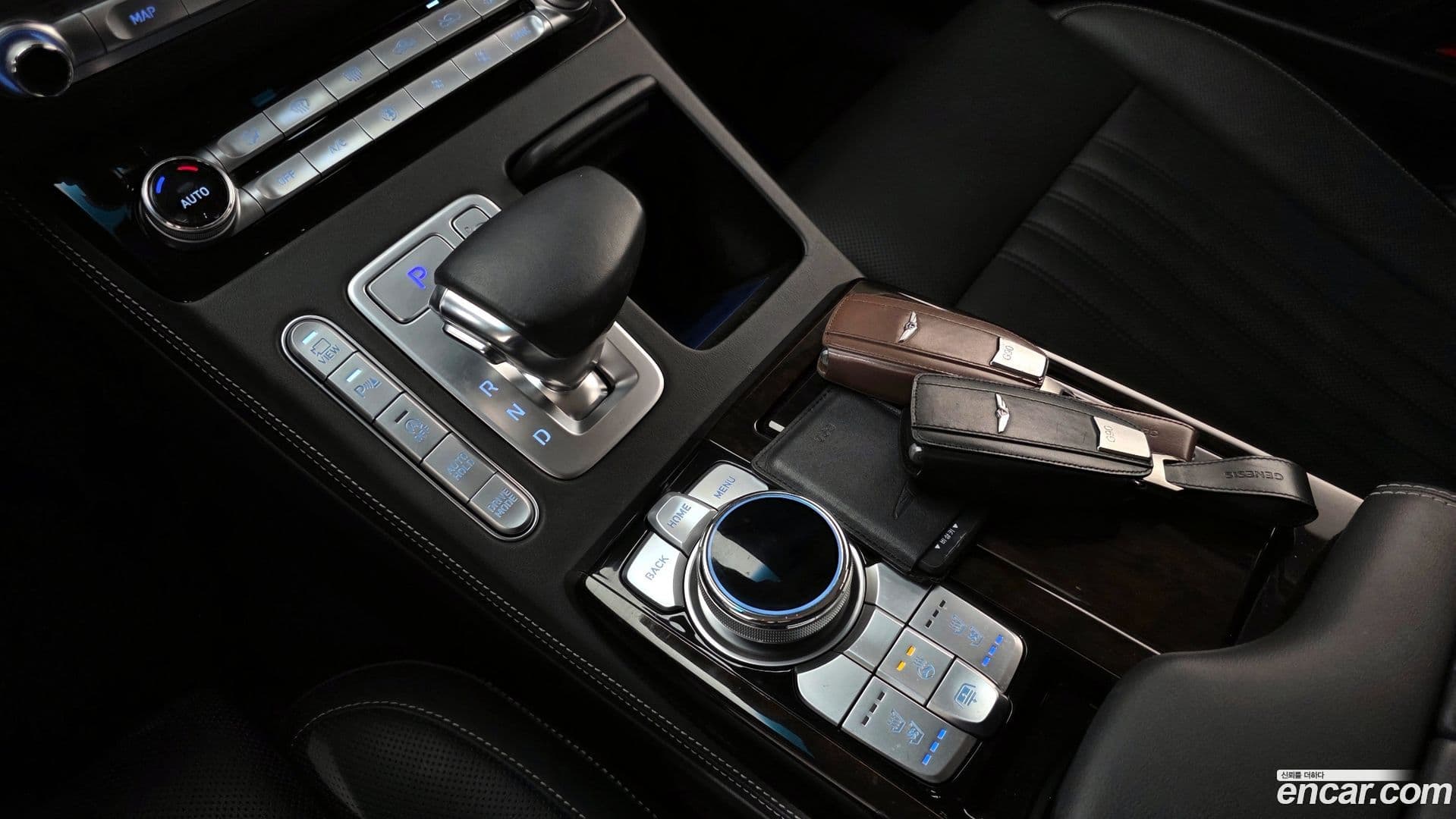 Main__Slider__Photo:G90 Genesis 2020.2-8