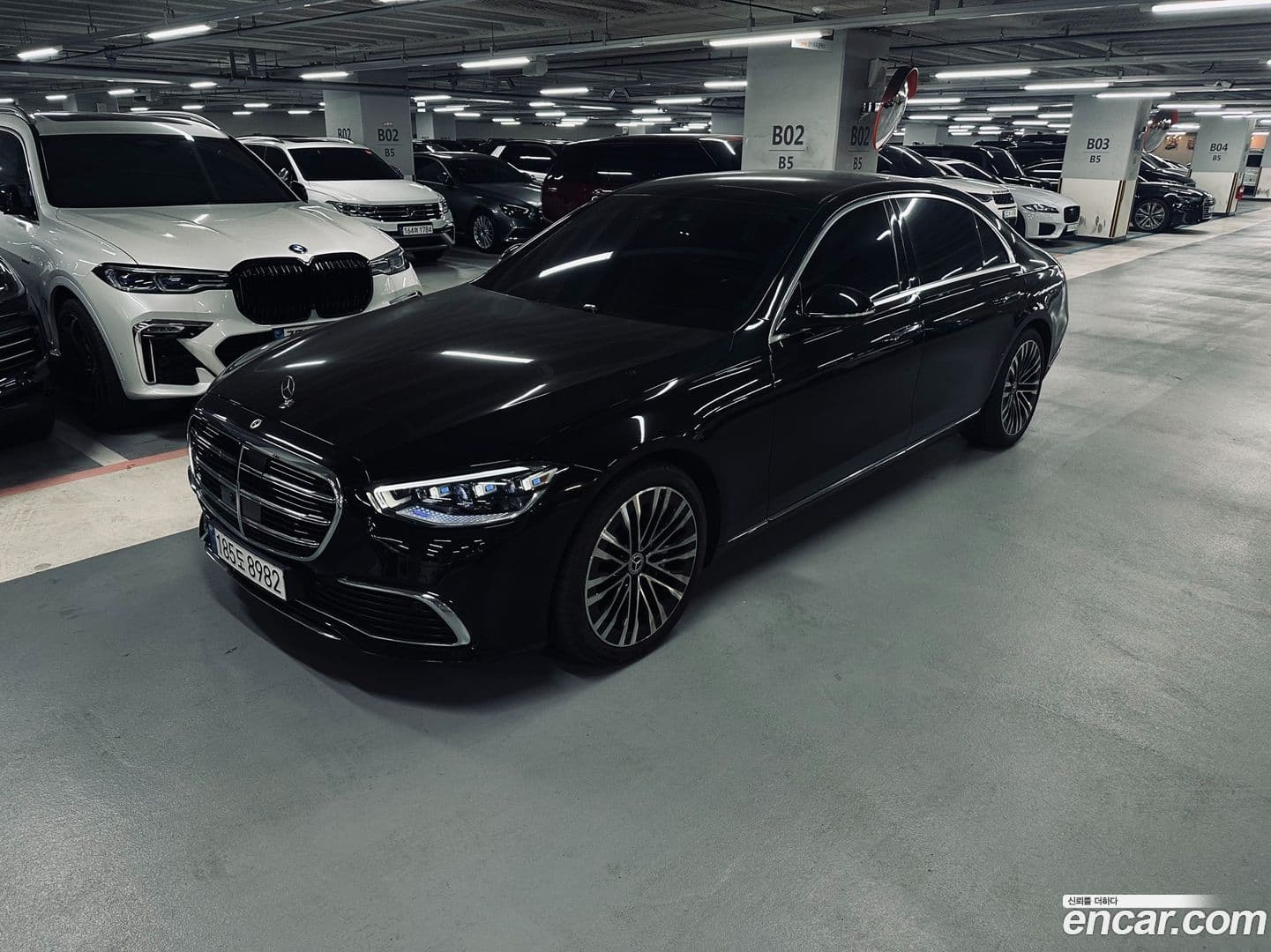 Main__Slider__Photo:S-Class Mercedes-Benz 2023.5-0