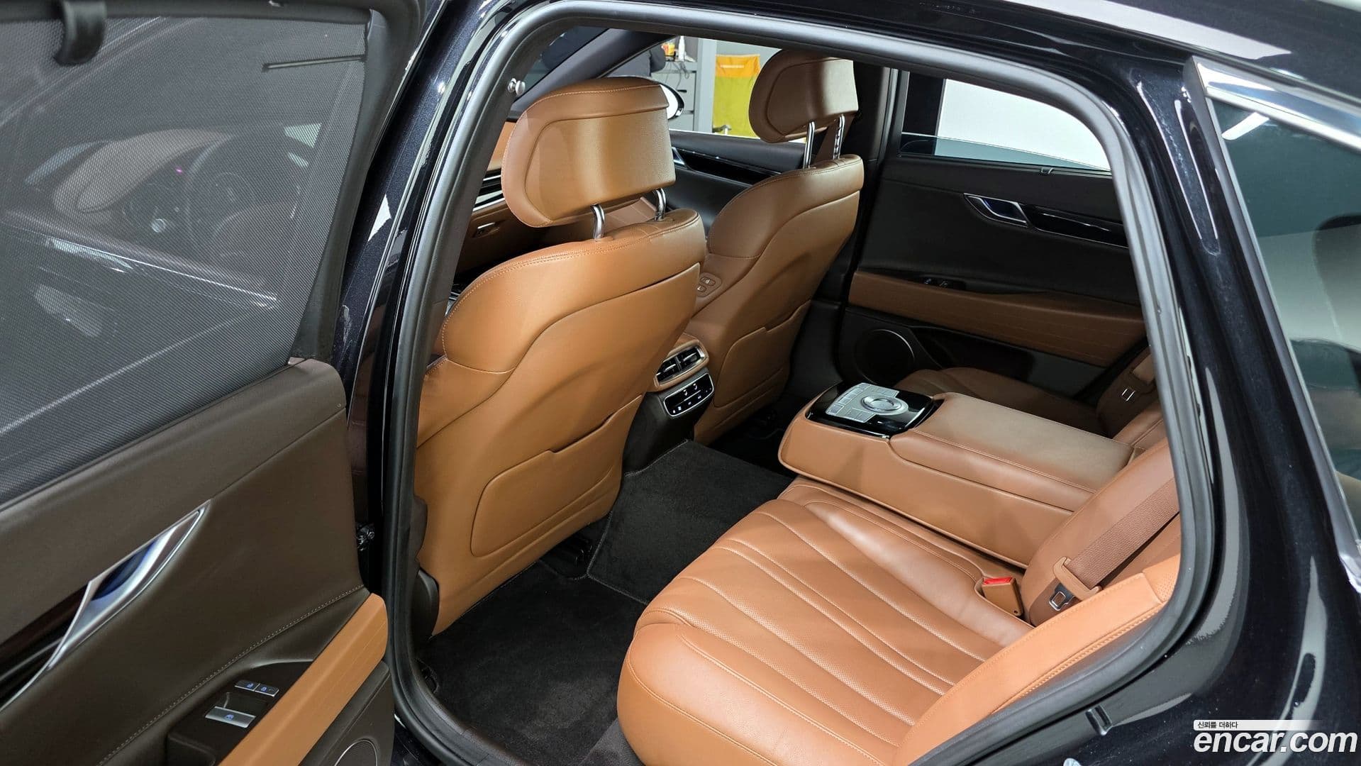 Main__Slider__Photo:G80 Genesis 2021.11-10