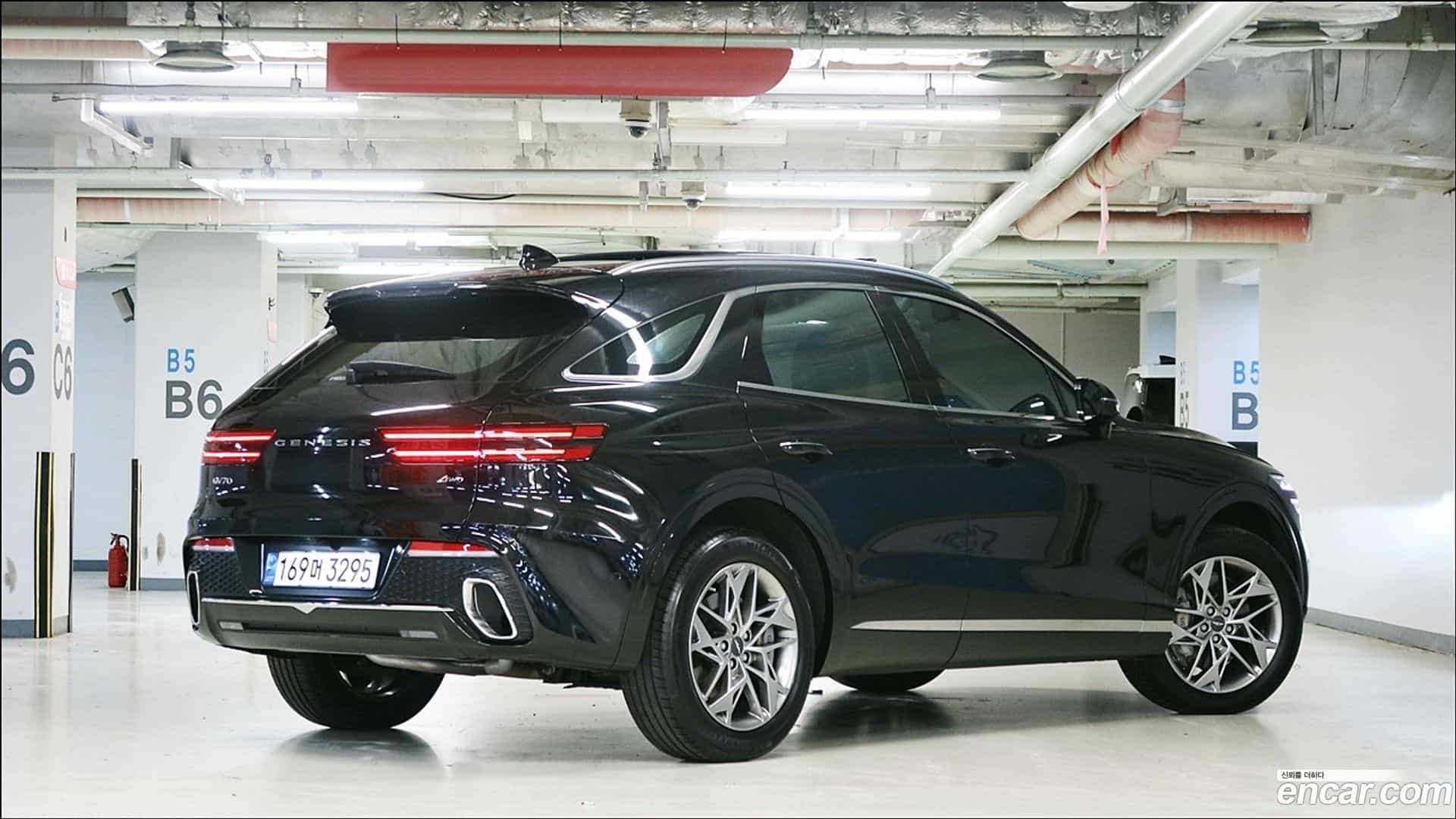 GV70 Genesis 2022.9-OUTER-002