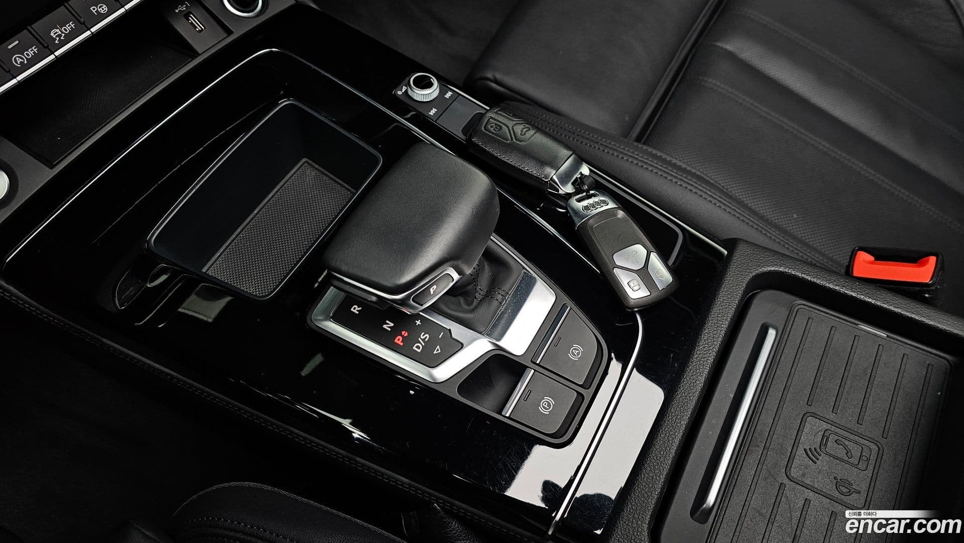 Main__Slider__Photo:Q5 Audi 2021.11-8