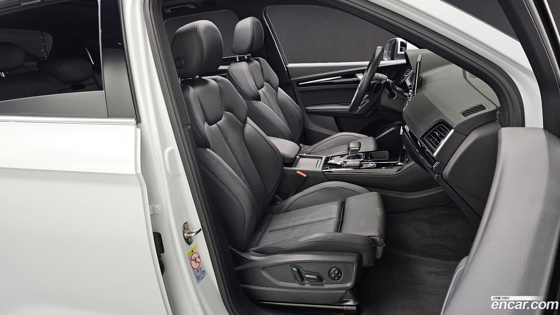 Main__Slider__Photo:Q5 Audi 2021.11-9