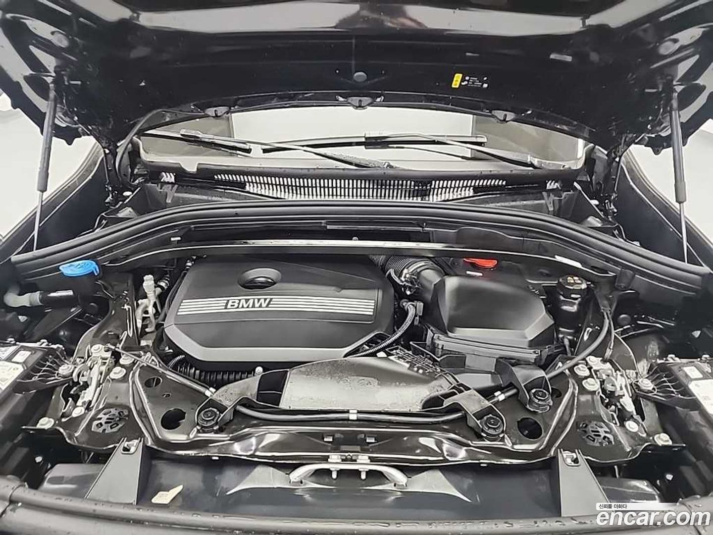 Main__Slider__Photo:X1 BMW 2024.1-4