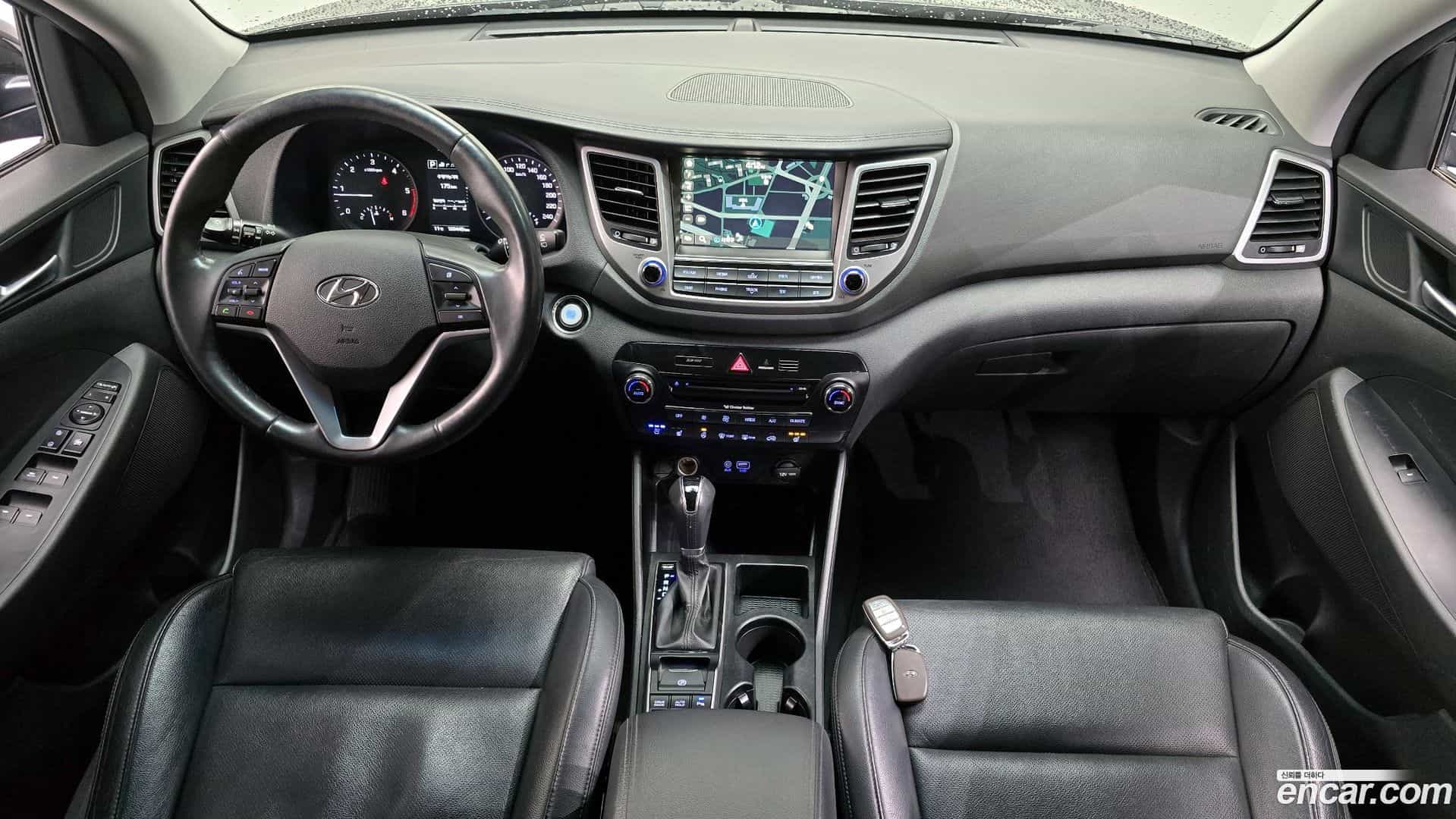 Tucson Hyundai 2016.0-INNER-007