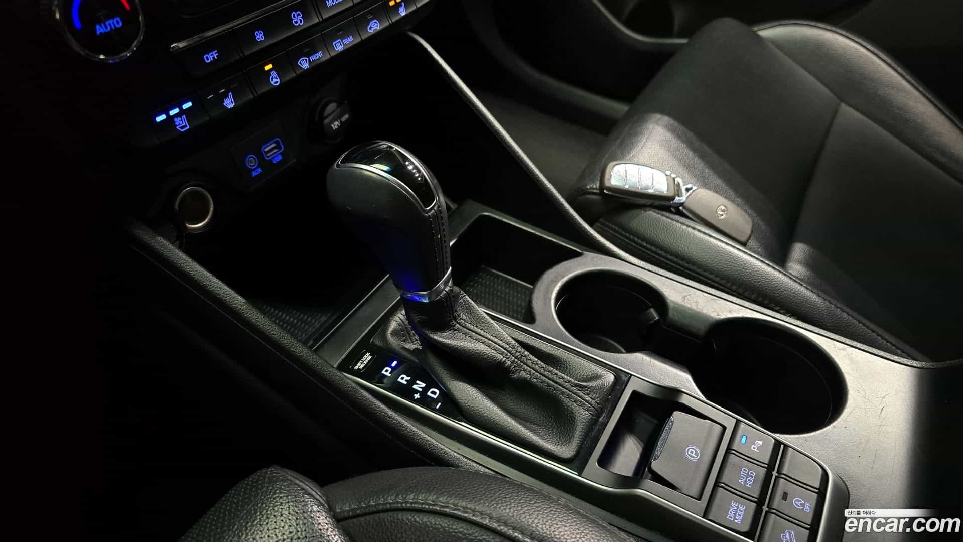 Tucson Hyundai 2016.0-INNER-009