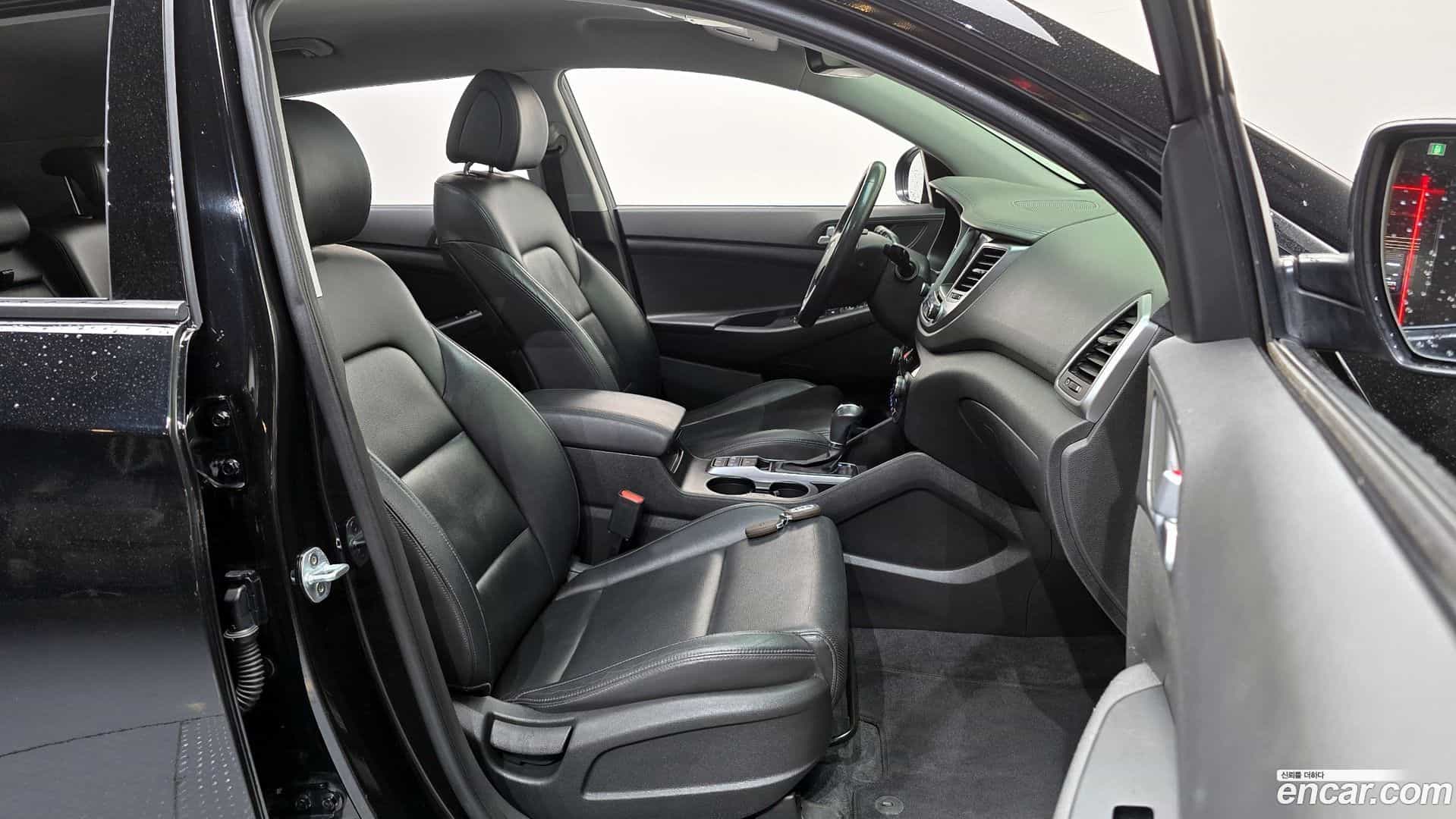 Tucson Hyundai 2016.0-INNER-010