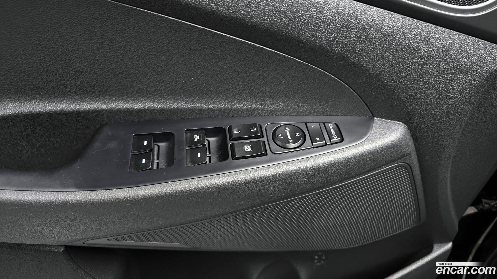 Main__Slider__Photo:Tucson Hyundai 2016.0-16